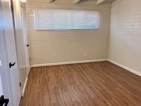 3rd image of 2772 N Forgeus Ave