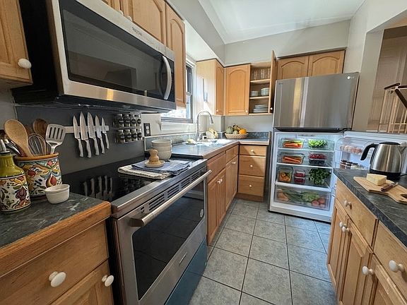 5th image of 156-43 75th St Unit 2