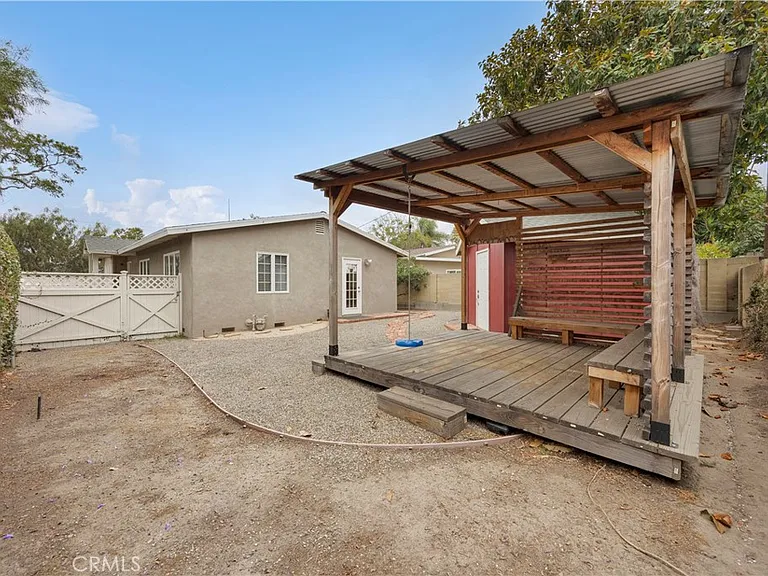 10751 Allen Dr — Photo 29
