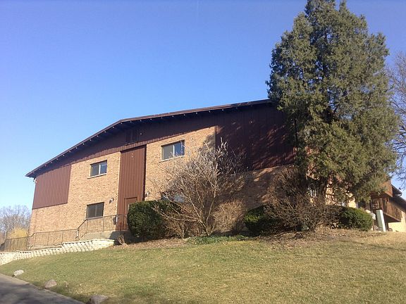 4th image of 200 Willow Ln APT 217
