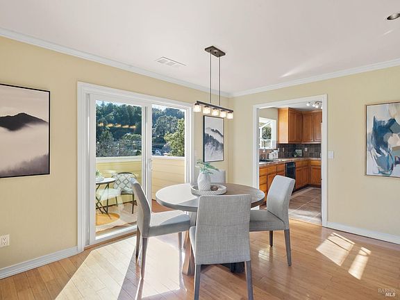 4th image of 49 E Crescent Drive