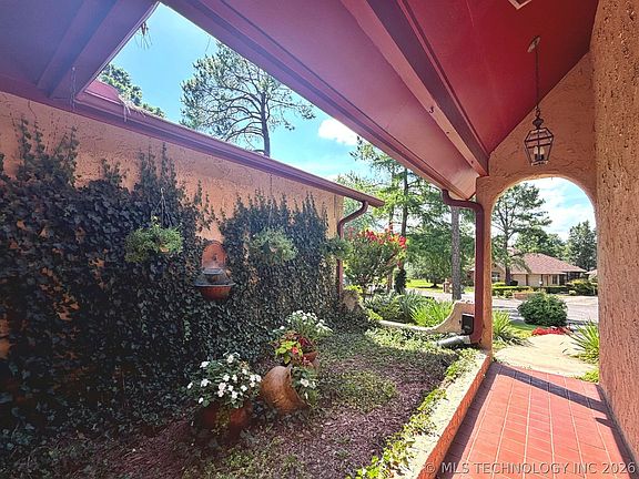 5th image of 508 Greenwood Dr