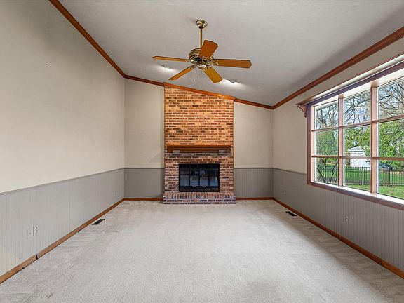 3rd image of 52150 Conestoga Ct