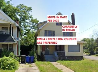 891 Paxton Rd #1, Cleveland, OH 44108