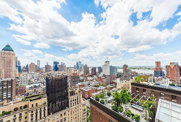 Sold by Hauseit LLC | media 10