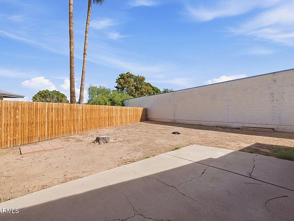 5th image of 9329 N 44TH Avenue