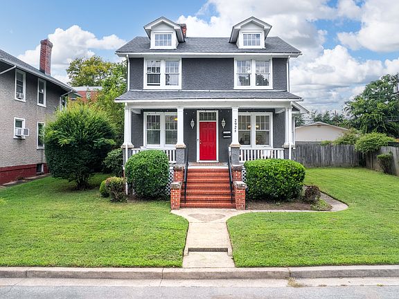 2nd image of 2928 Hawthorne Ave