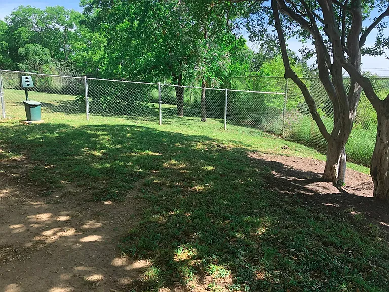 Ridge at Southcross dog park