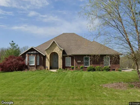 2211 Atelier Dr, Jefferson City, MO 65109