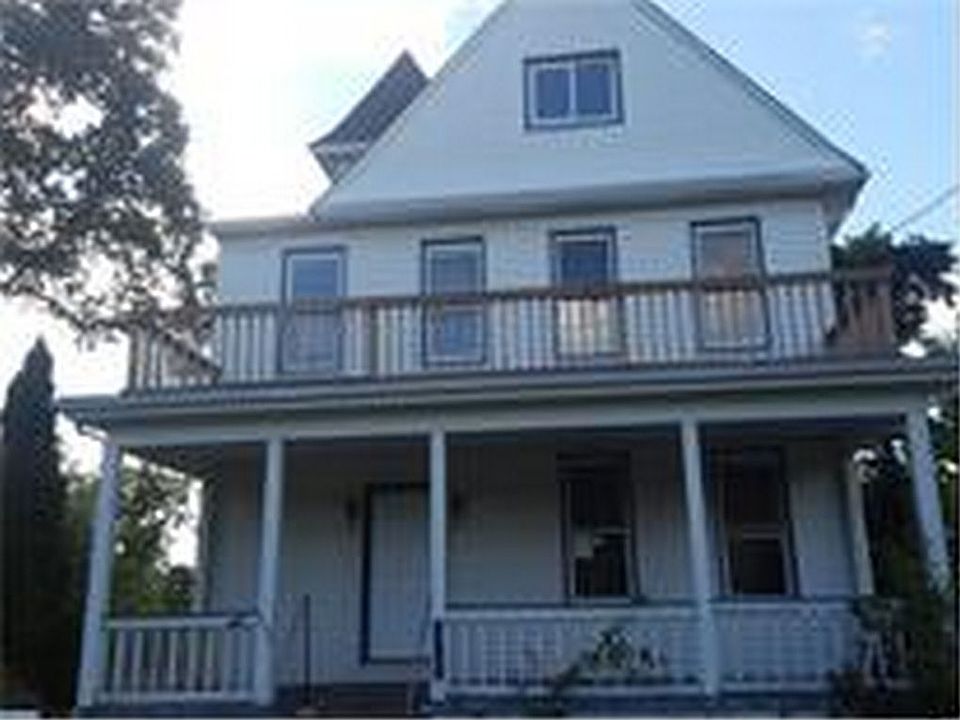1st image of 555 Mountain Ave