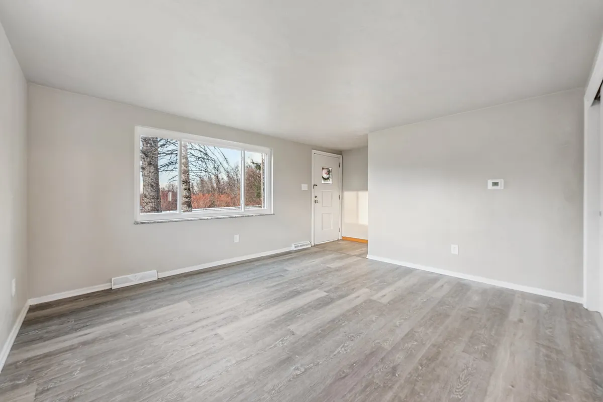 Building Photo - 651 Wendel Rd #B