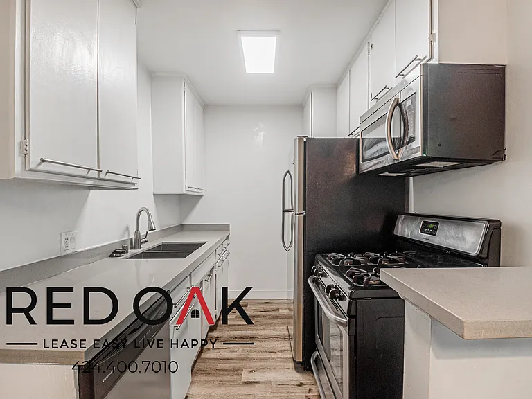 735 Locust St #6 — Photo 2