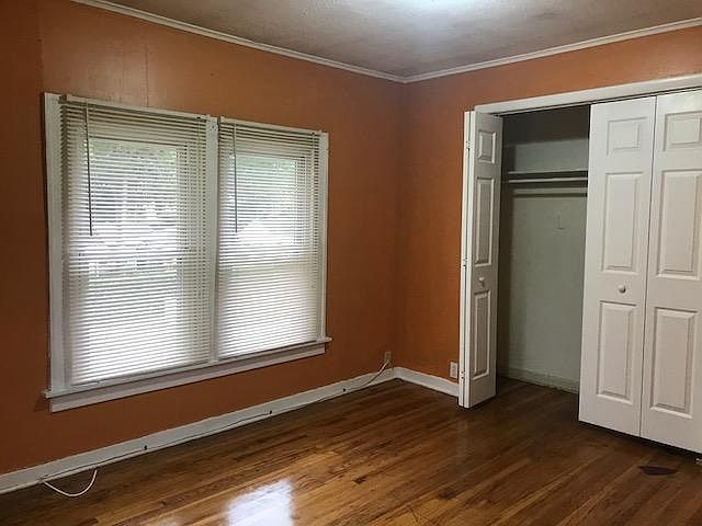1st image of 144 S Lewis Ave APT 3