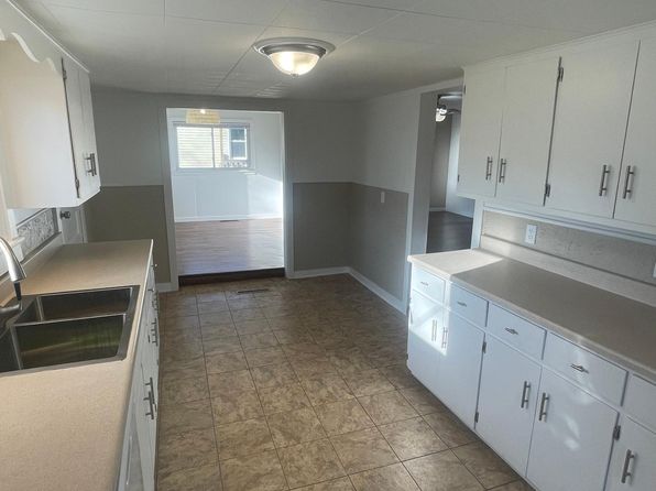3867 S Xenia Dr, Enon, OH 45323