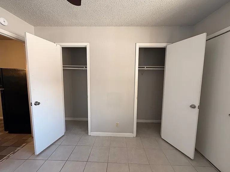 4303 Duval St — Photo 14