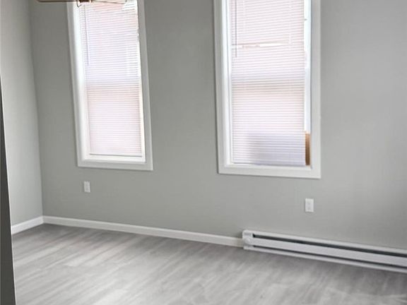3rd image of 1016 McMahon Ave