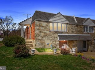 9248 Crispin St, Philadelphia, PA 19114