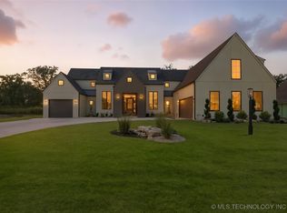 17822 E Patriot Dr, Owasso, OK 74055