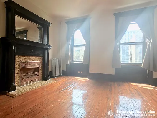 Rented by Sovereign Associates | media 3