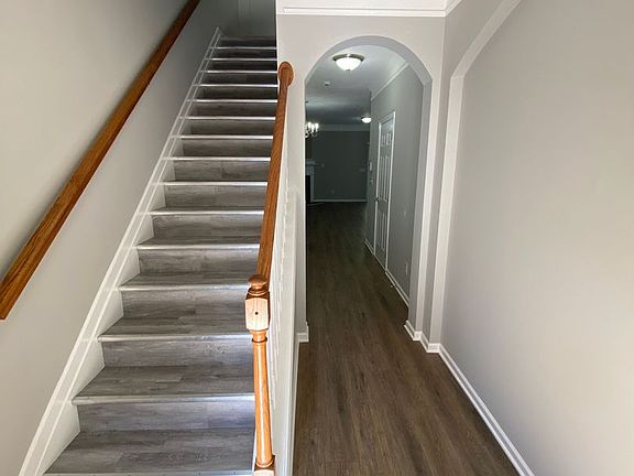 3rd image of 1731 Arbor Gate Dr