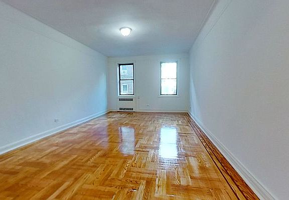 2nd image of 47-25 40th St #1GG