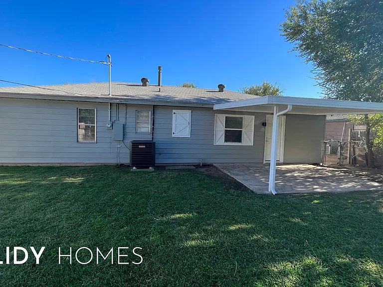 2813 SW 62nd St — Photo 29