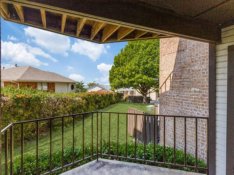114 Henry M Chandler Dr — Photo 11