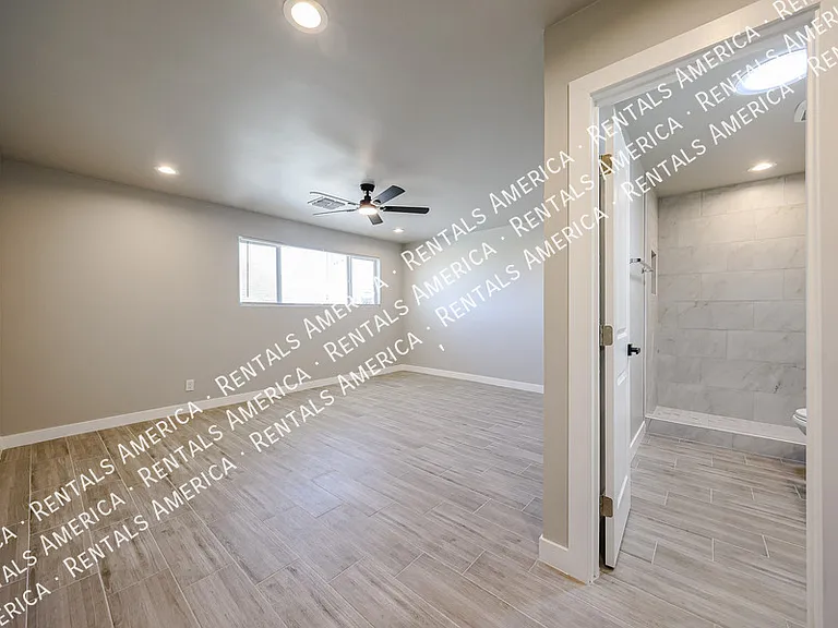 1704 E Pickrell Dr — Photo 23