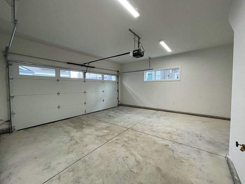 Richmond Townhouse for rent - 3 Bedrooms — photo 15