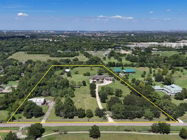 2150 Hewitt St, League City, TX 77573