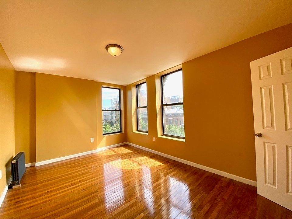 1st image of 613 Nostrand Ave #3