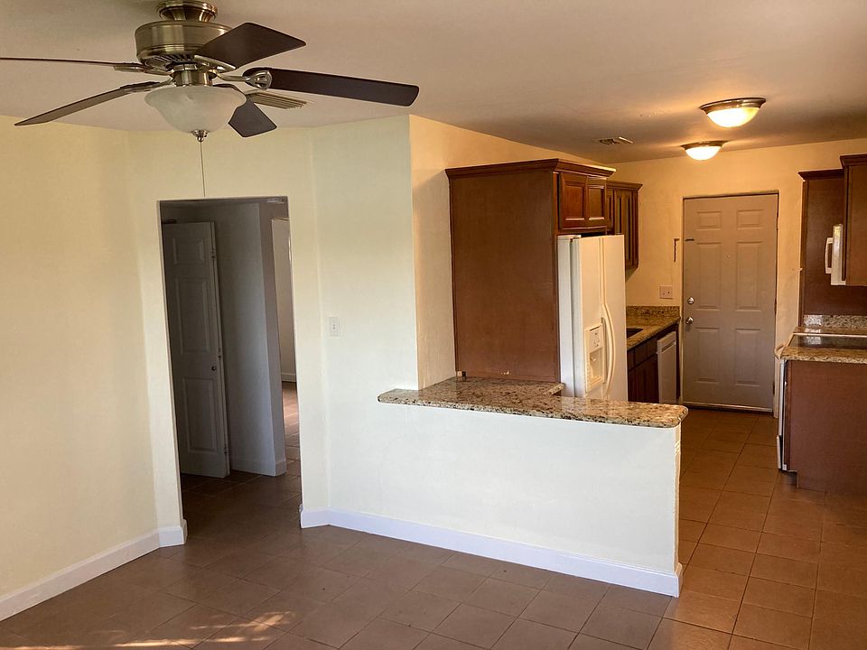 1st image of 2501 Ives Ave #1