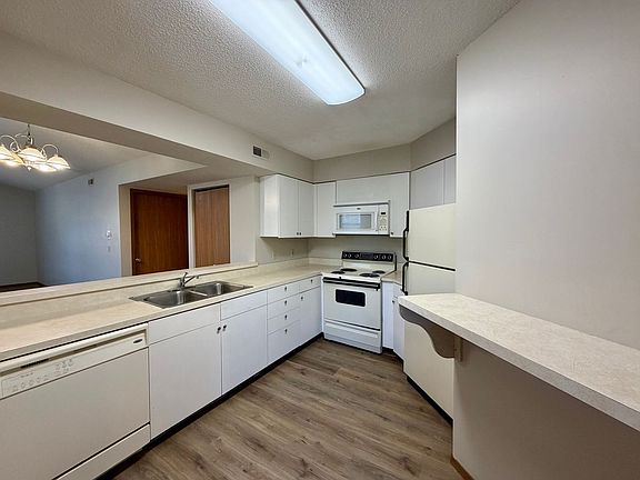 5th image of 2700 W Willowlake Dr #2708-301