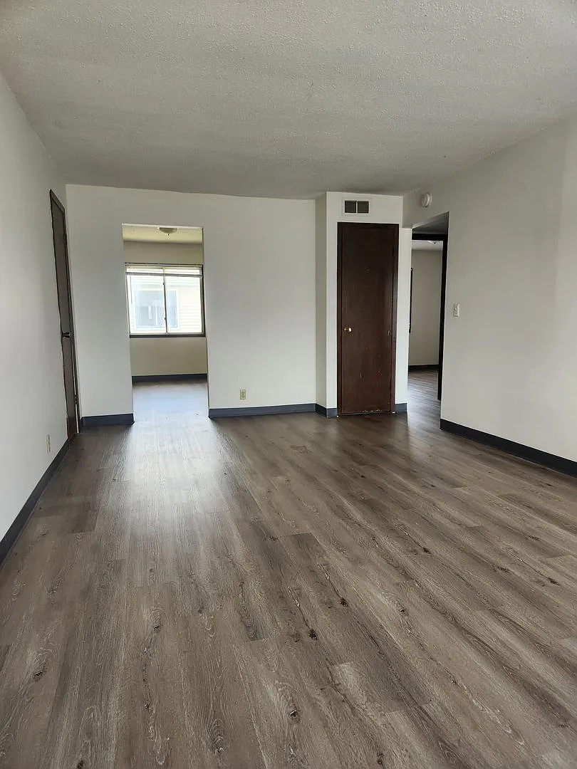 Northview Apartments — Photo 3