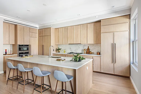 Sold by Compass | media 3