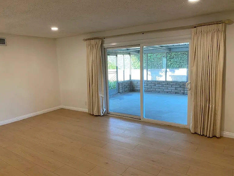 612 N Maryport Ave — Photo 12