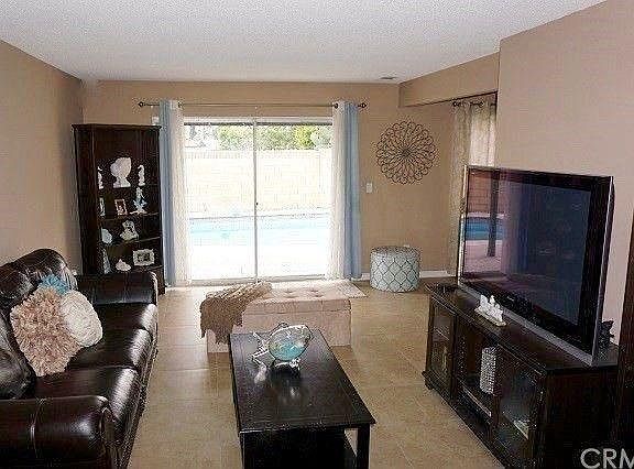 4th image of 13352 Safari Dr