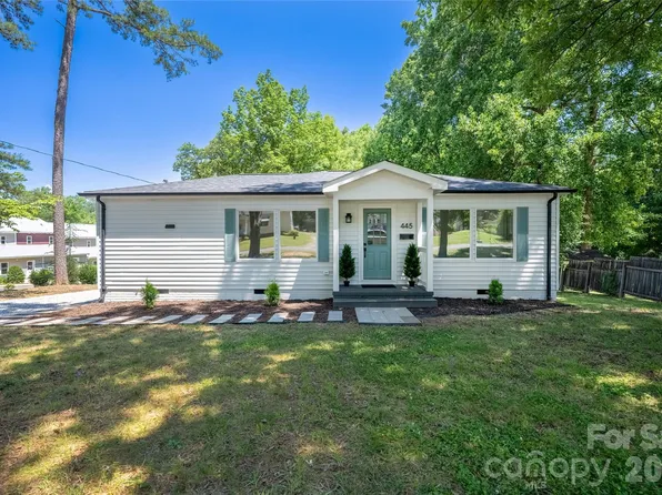 445 Oakwood St, Mooresville, NC 28115