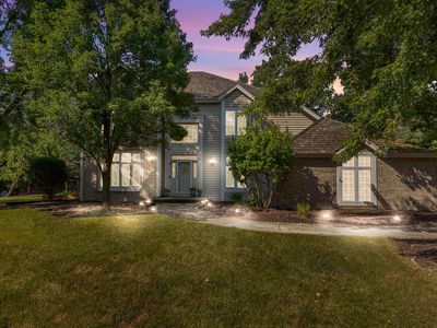 10137 North Kenilworth COURT, Mequon, WI, 53092