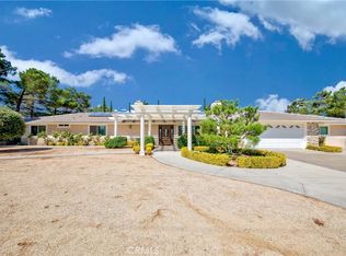 10654 Shasta Rd, Phelan, CA 92371