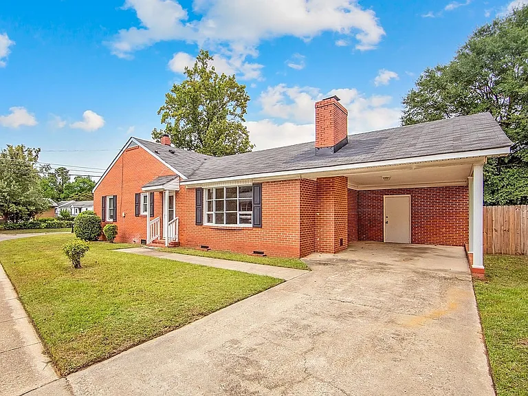 1203 Turnpike Rd — Photo 6