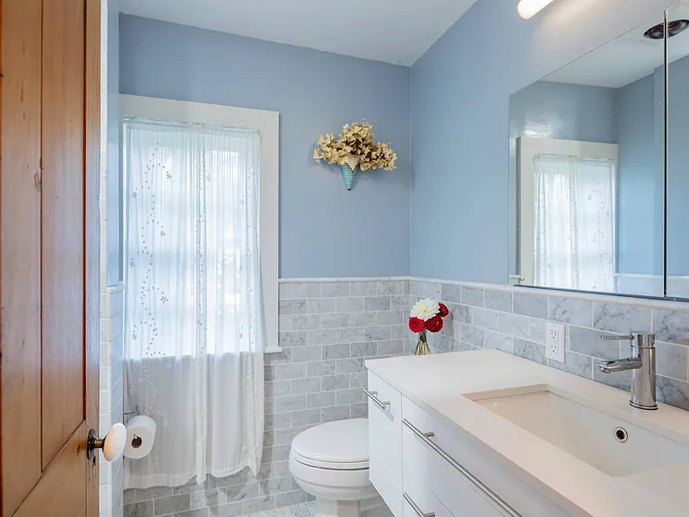 134 Three Mile Harbor Rd — Photo 15