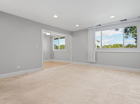 3rd image of 2600 Brookwood Way Dr APT 317A