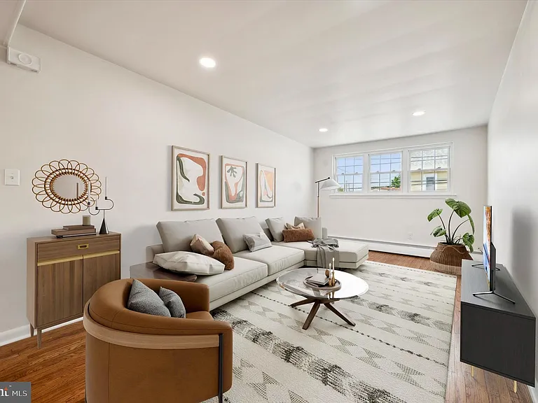 717 Macdade Blvd — Photo 1