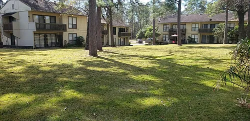 15919 Golf Club Dr #108 Photo 1