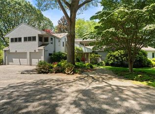 125 Woodruff Ave, Narragansett, RI 02882