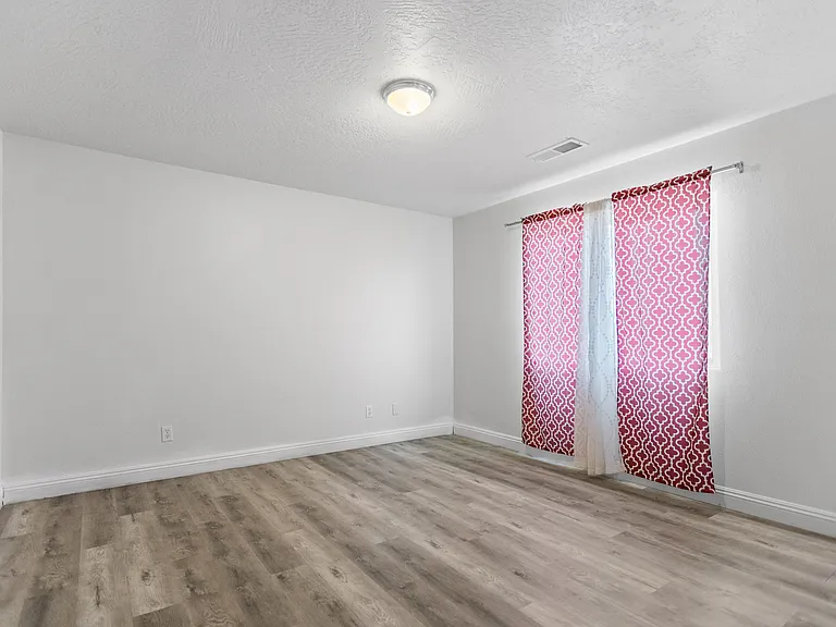 11375 Sunny Vista Rd — Photo 16