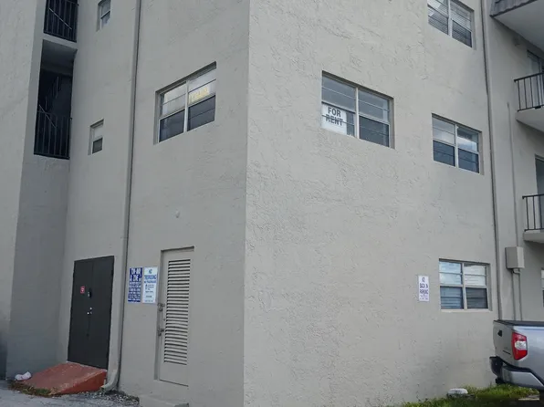 5100 SW 41st St, Hollywood, FL