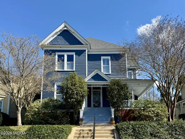 986 Adams St, Macon, GA 31201
