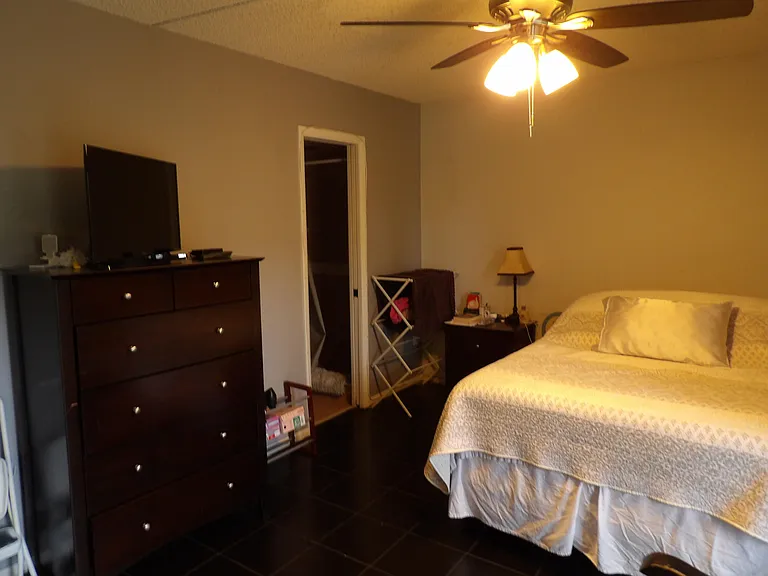 195 Fanshaw E #195 — Photo 21